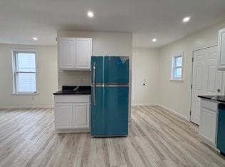 76 Crystal Cove Ave #76, Winthrop, MA 02152