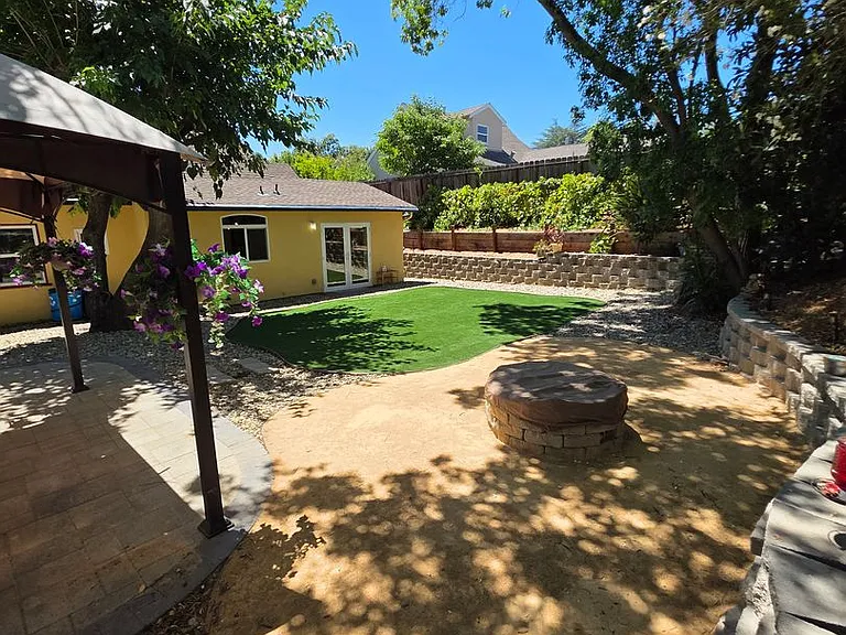 1317 Sherwood Dr — Photo 44