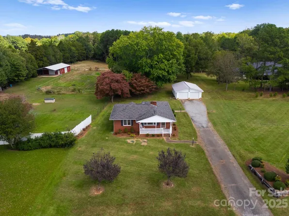 5170 Woodleaf Rd, Salisbury, NC 28147