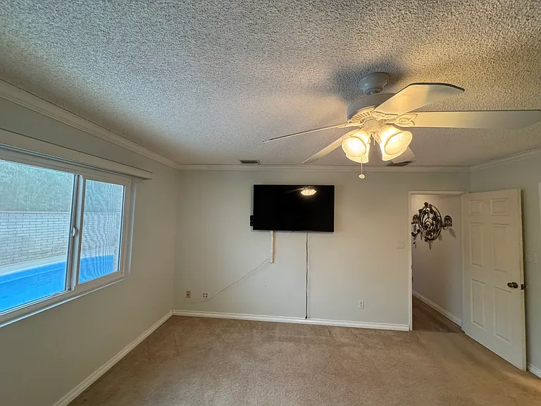 1464 Riverfront Dr — Photo 40