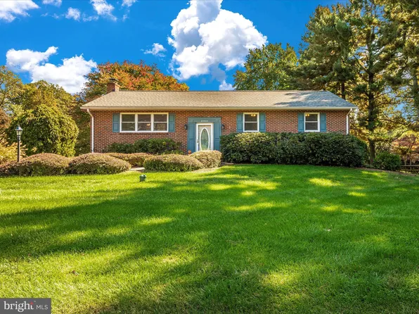 25005 Woodfield School Rd, Gaithersburg, MD 20882