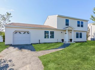 38 Forte Ave, Medford, NY 11763