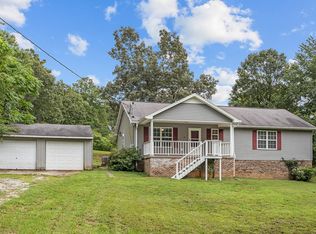 1546 Bruce Dr, Bon Aqua, TN 37025