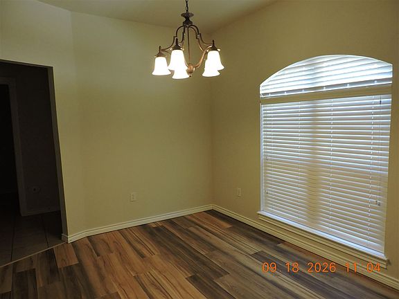 5th image of 2204 SW 54th St