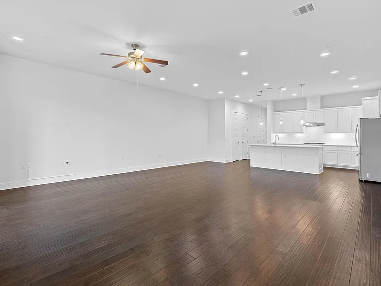 4211 Berkman Dr — Photo 9