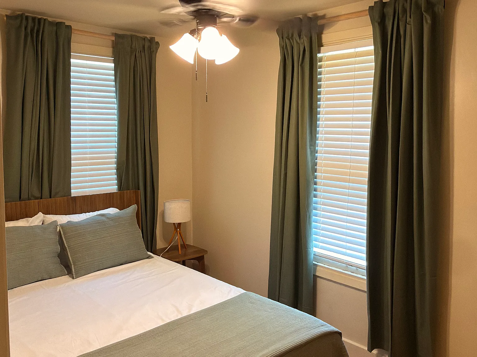 2 bed, 1100 sqft, $2,900 — Photo 3