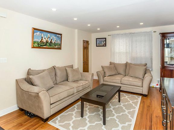 3rd image of 35-40 Clearview St #373