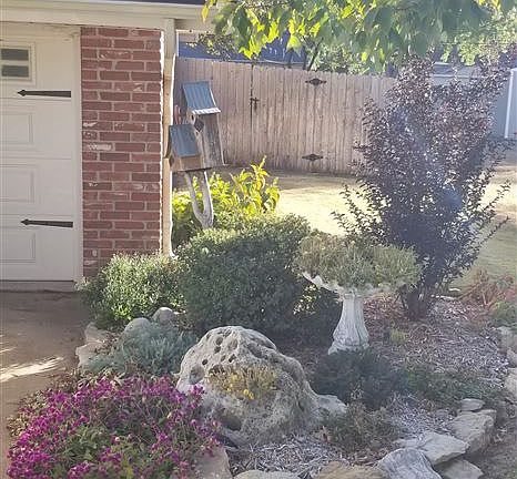 3rd image of 2508 Hummingbird Ln