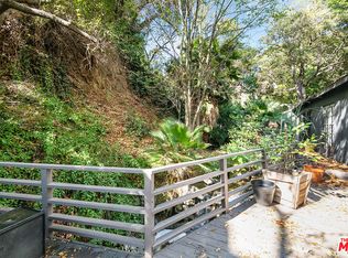 2323 Nichols Canyon Rd, Los Angeles, CA 90046