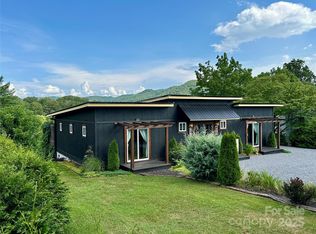 1389 Webster Rd, Sylva, NC 28779