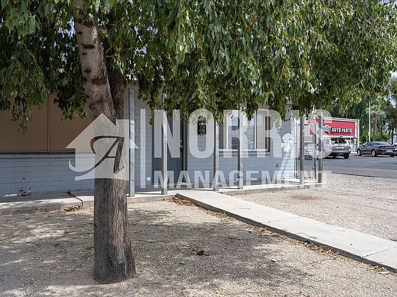 4th image of 710 N Olive Ave #7-033