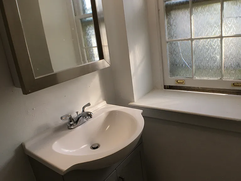 525 W Butler Pike #15 — Photo 26