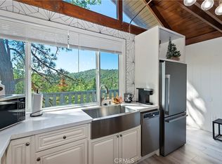 33026 Donner Ln, Arrowbear Lake, CA 92382