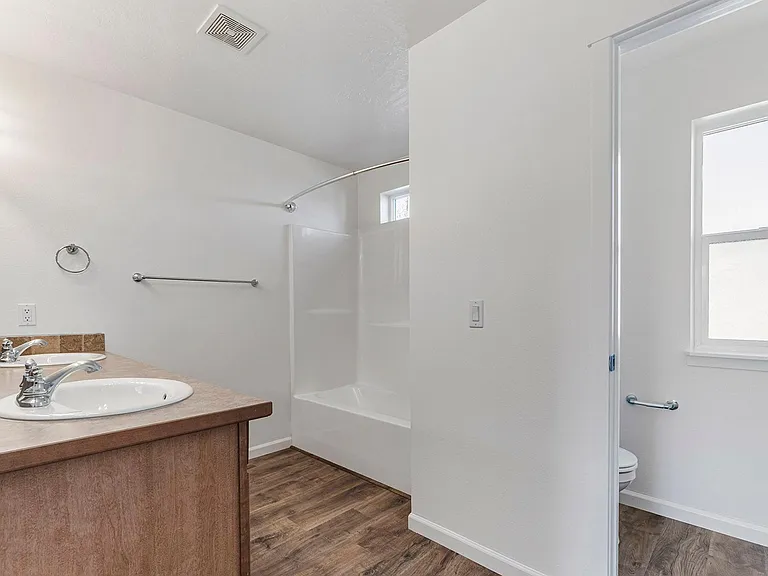 7761 Wyeth Ct — Photo 21