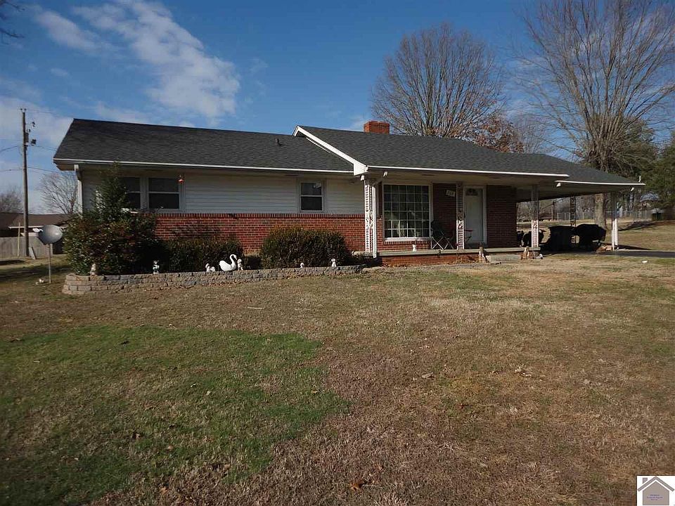 2nd image of 202 E Dale Ave