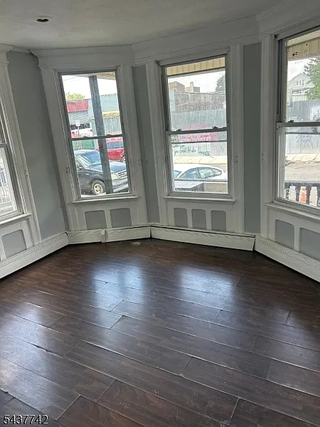 4 bed, 2.0 bath, $2,250 — Photo 3