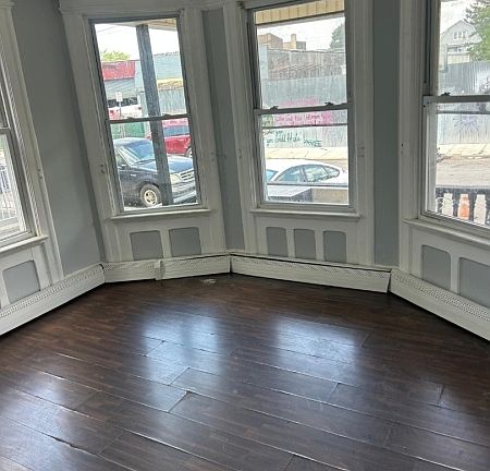 3rd image of 58 Cypress St