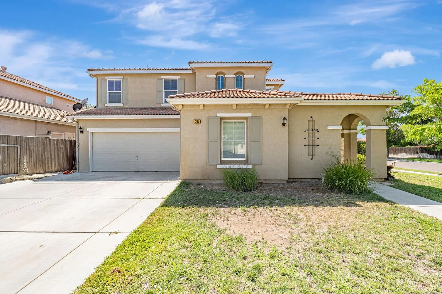 367 Sunburst St photo 1