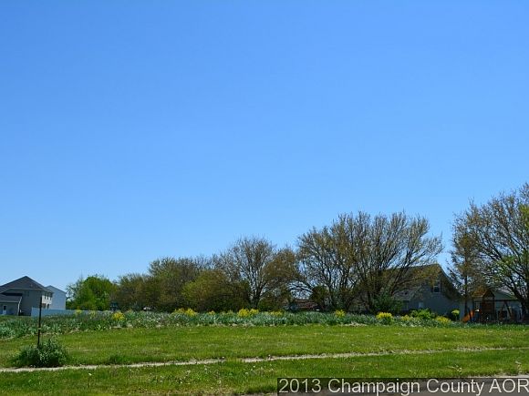 2nd image of 1304 Rolling Hills Dr
