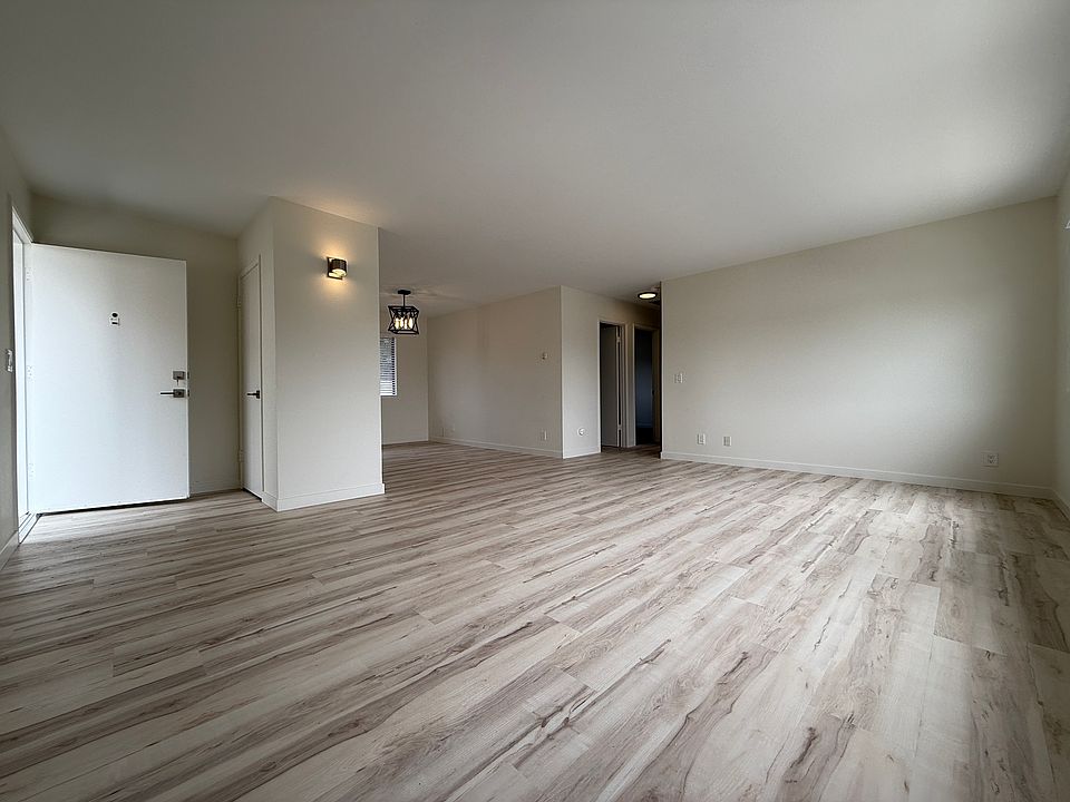 Living Room, entry on left side
