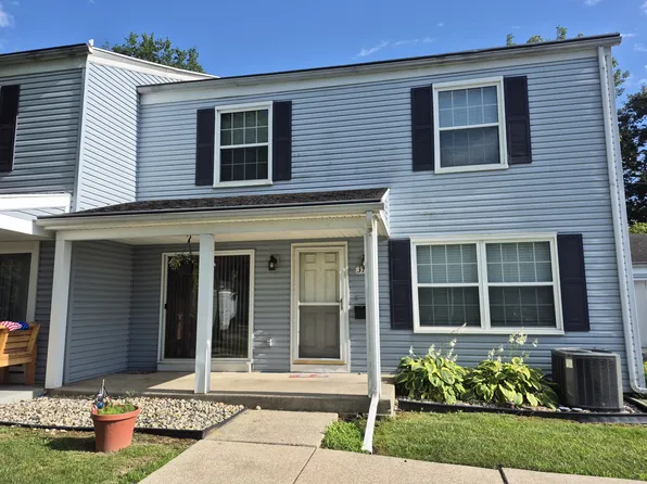 3784 Lakepointe Dr, Northwood, OH 43619