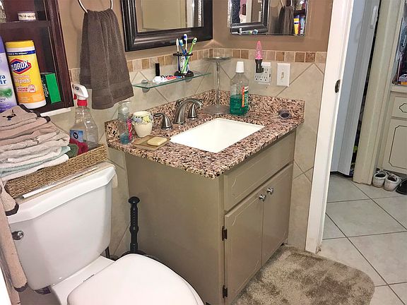 3rd image of 19626 Charleston Cir #26