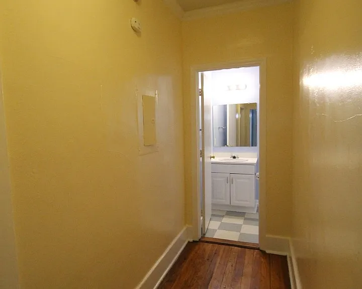 338 Ebenezer Ave — Photo 10