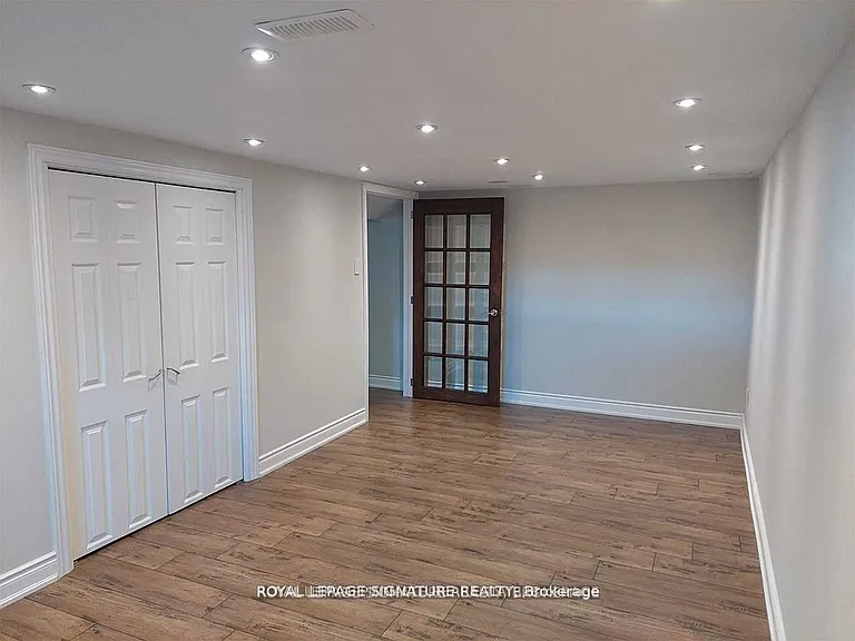 2587 Burslem Rd #BASEMENT — Photo 12