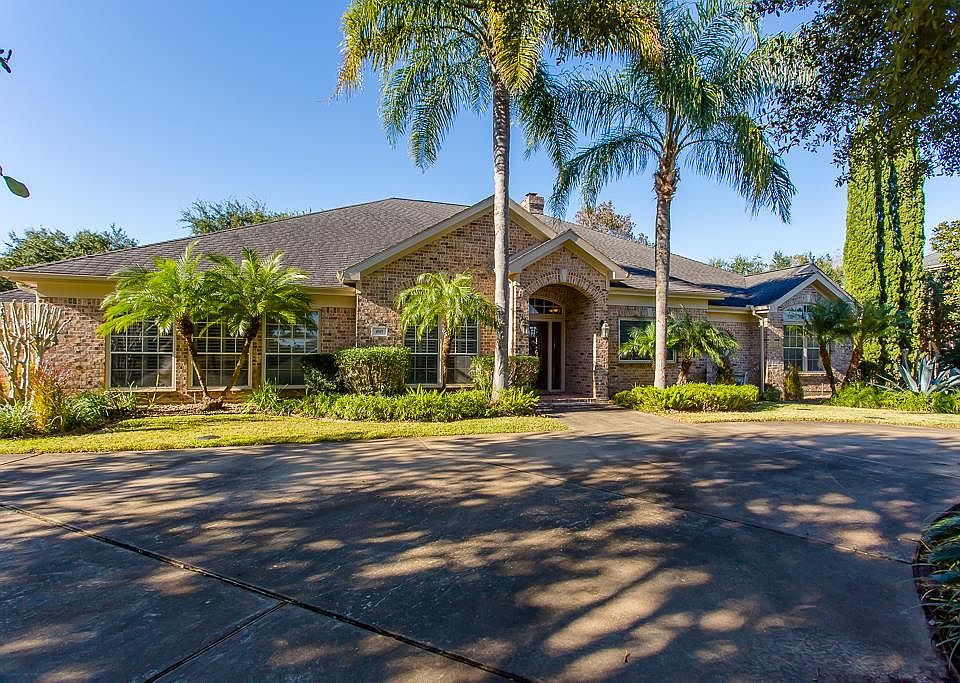 1st image of 4915 Diamond Springs Dr