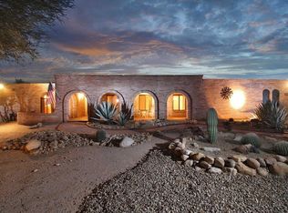 7702 E Calle De La Escarpa, Tucson, AZ 85750