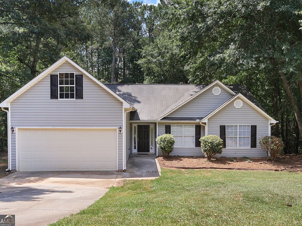 1st image of 215 Cambridge Way