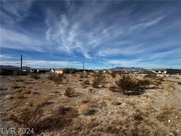 30 S Humahuaca St, Pahrump, NV 89048
