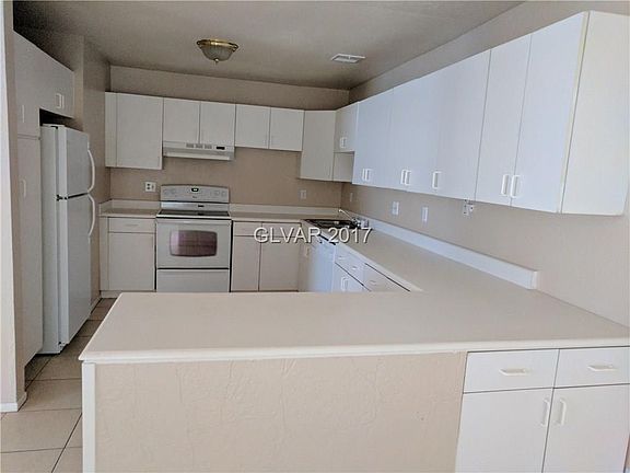 5th image of 4162 Larkwood Ave #0