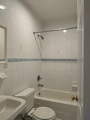Rented by Grand Group Realty | media 1