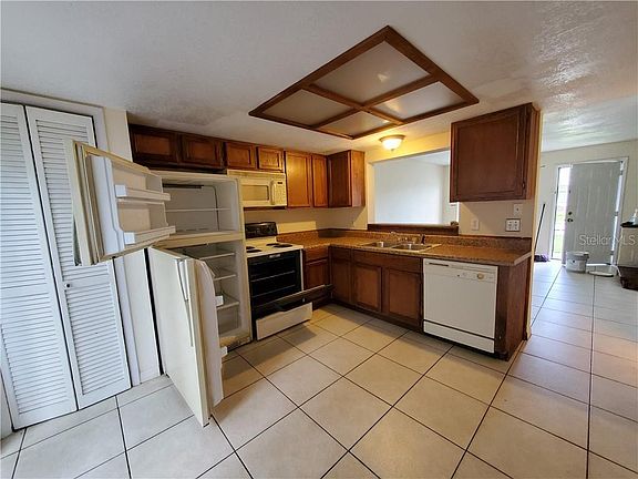3rd image of 12153 Pepperdine Pl