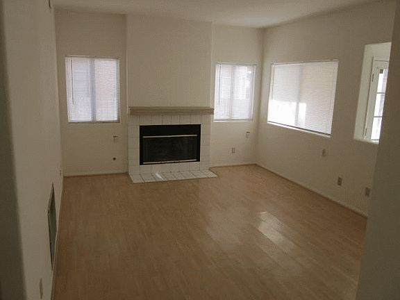 3rd image of 22795 Mesa Springs Way