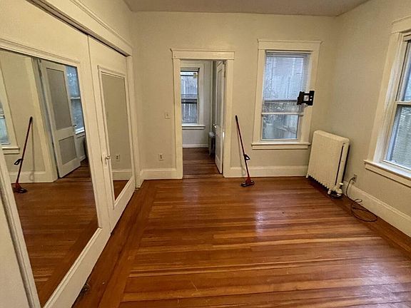 2nd image of 244 Bowen St APT 4