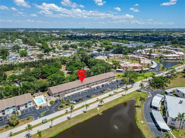 8039 Garden Dr APT 205, Seminole, FL 33777