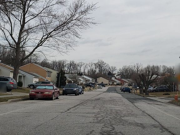 5th image of 9023 Perryvale Rd