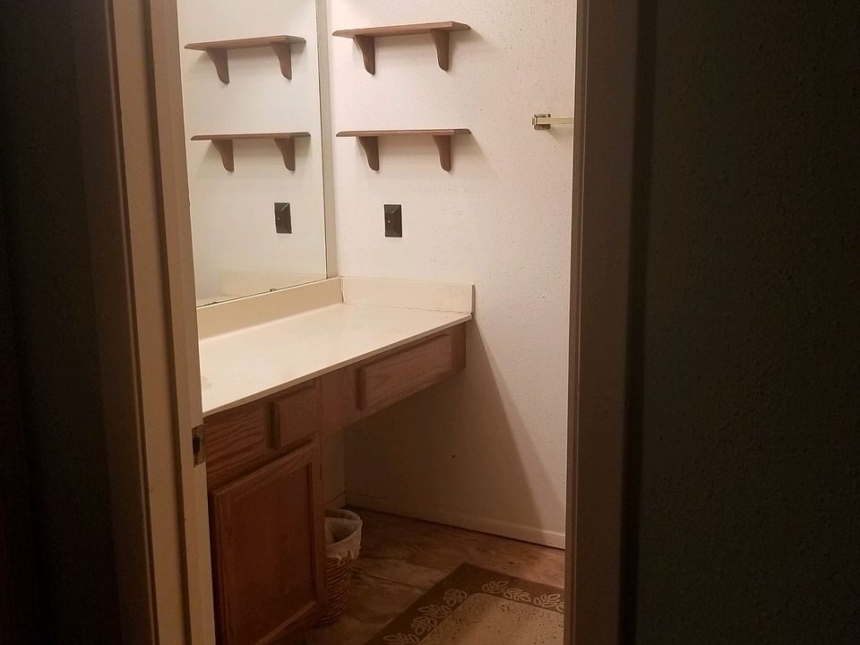2nd image of 7019 Foxbrook Dr