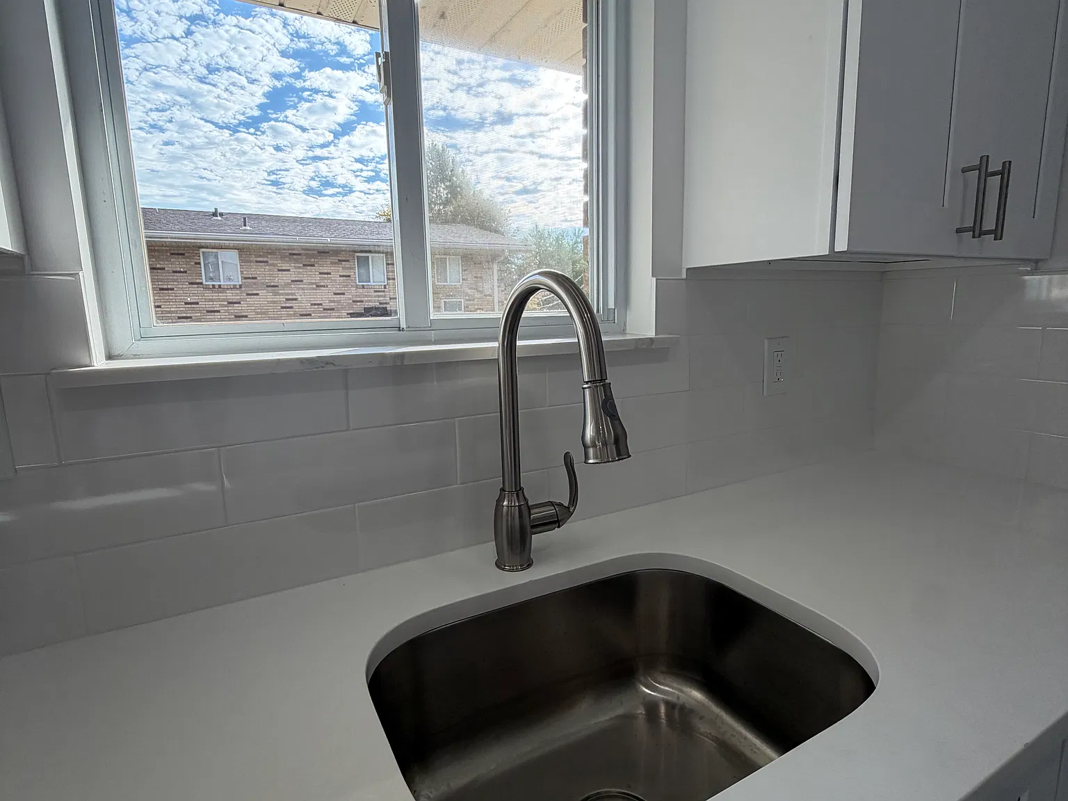 1 bed, 750 sqft, $2,700 — Photo 4