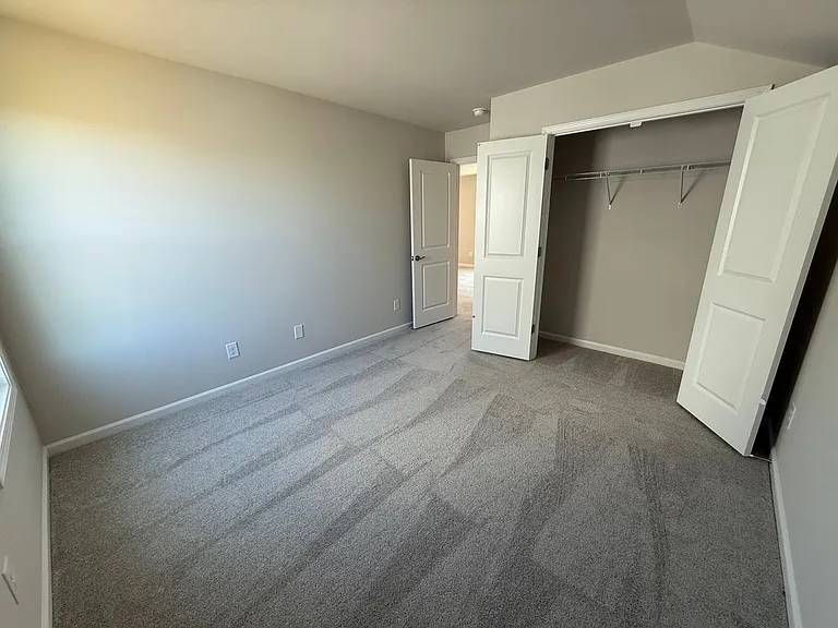 749 Count Fleet Ct — Photo 25
