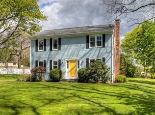 70 Child St, Portsmouth, RI 02871