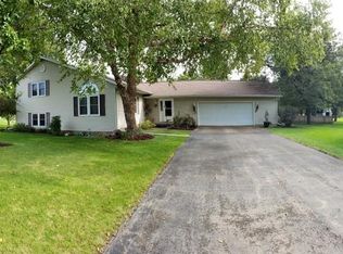 1900 38th Ave, Sterling, IL 61081