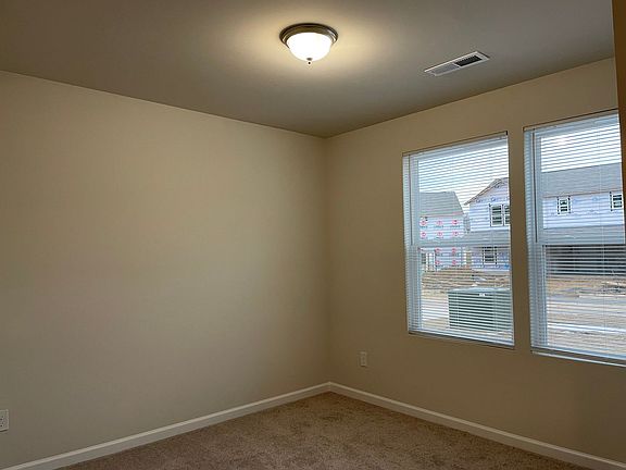 5th image of 2440 Cranberry Way