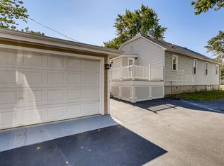 110 Mound St, Willow Springs, IL