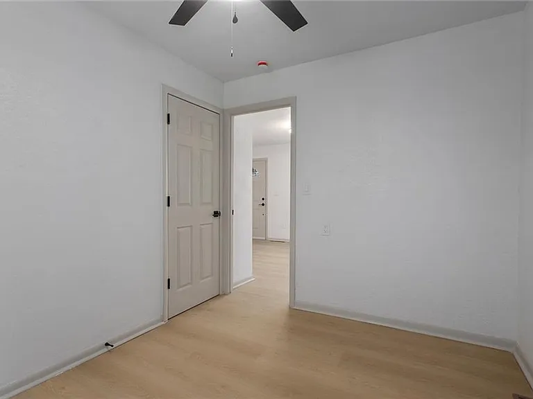611 SE Florence Ave — Photo 22