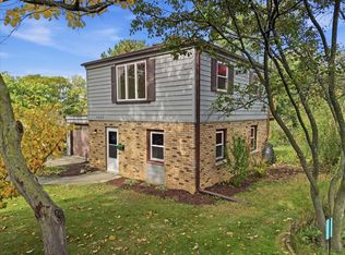 1623 Sawyer Ave, Glen Ellyn, IL 60137