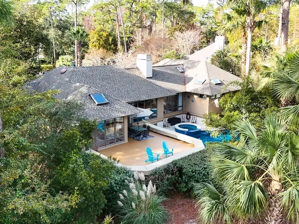 33 Long Brow Rd, Hilton Head Island, SC 29928