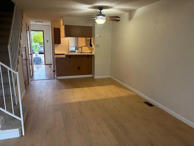 10810 Bayfield Way — Photo 6